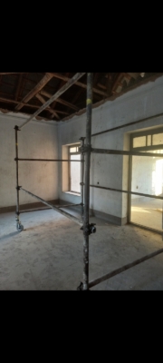 چهارپایه چرخ دار و ثابت