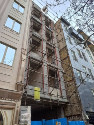 داربست حفاظ نخاله گیر